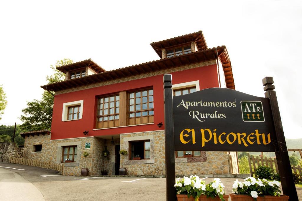 Apartamentos El Picoretu Mestas De Con Quarto foto